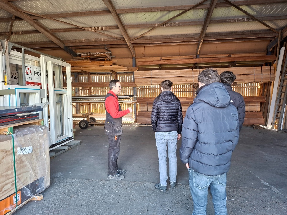 OnStage & Een kijkje in de werkplaats in Hantum | Bouwbedrijf Postma